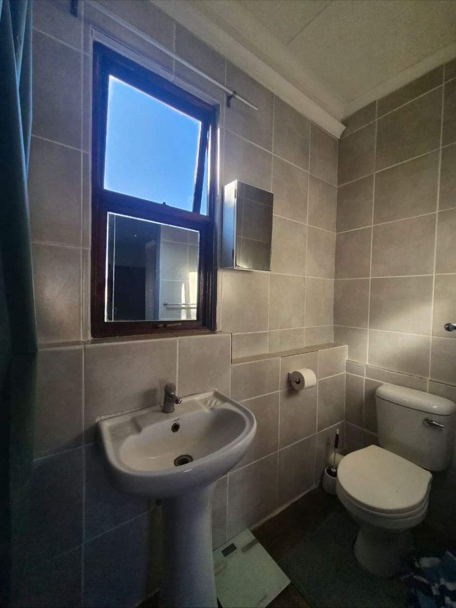 2 Bedroom Property for Sale in Stilbaai Oos Western Cape